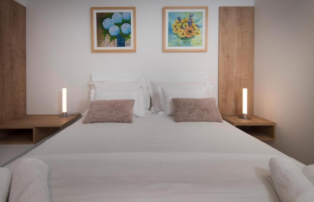 Villa J&J Apartments Residence With Swimming Pool Podstrana Bagian luar foto